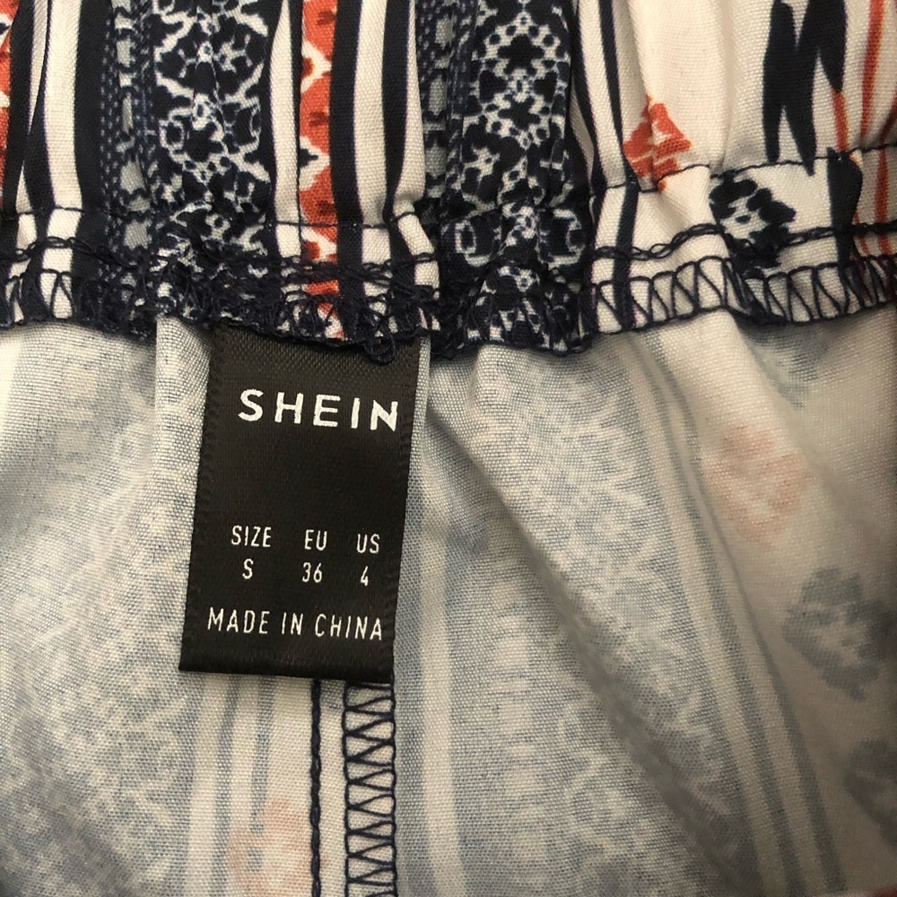 Shein Patterned Shorts - Picture 4 of 5